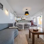 Manda Villa *