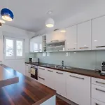 Manda Villa