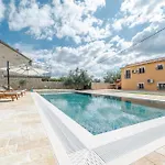 Villa Manda *