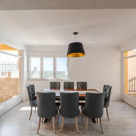 Villa Manda