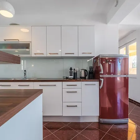Manda